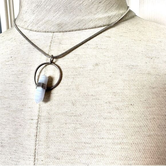 Blue lace agate silver pendant necklace - Picture 5 of 11